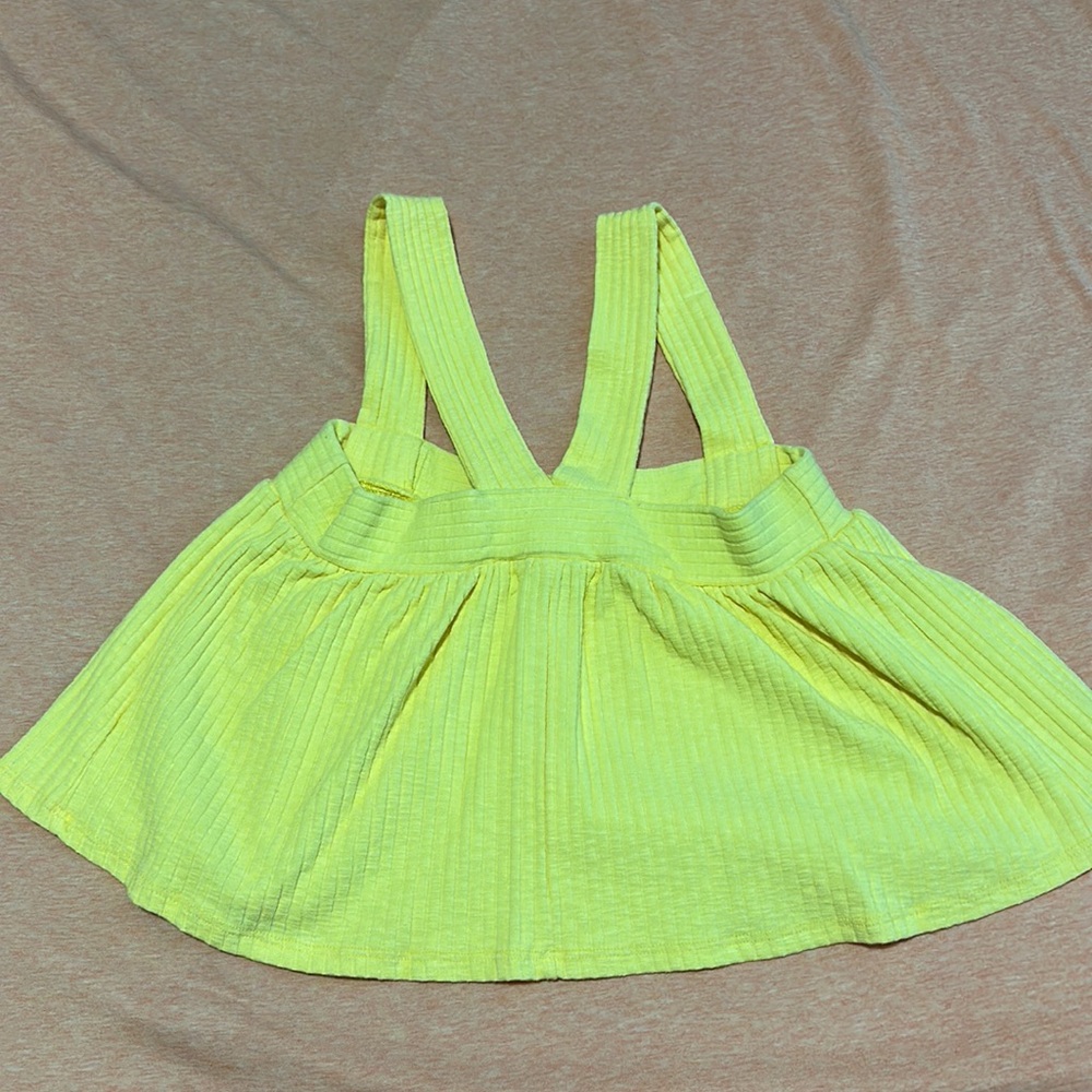 Urban outfitters cute yellow crop top - Picture 2 of 3